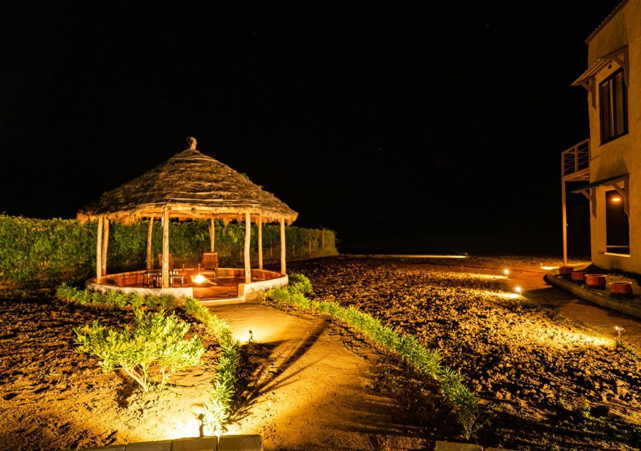 เดอะ สัตปุระ ปัญจทัฏวา วิลลา Hotel Khapa  ภายนอก รูปภาพ